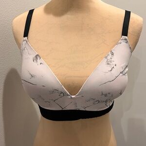 34DD PINK Victoria Secret Marble-Print Bra